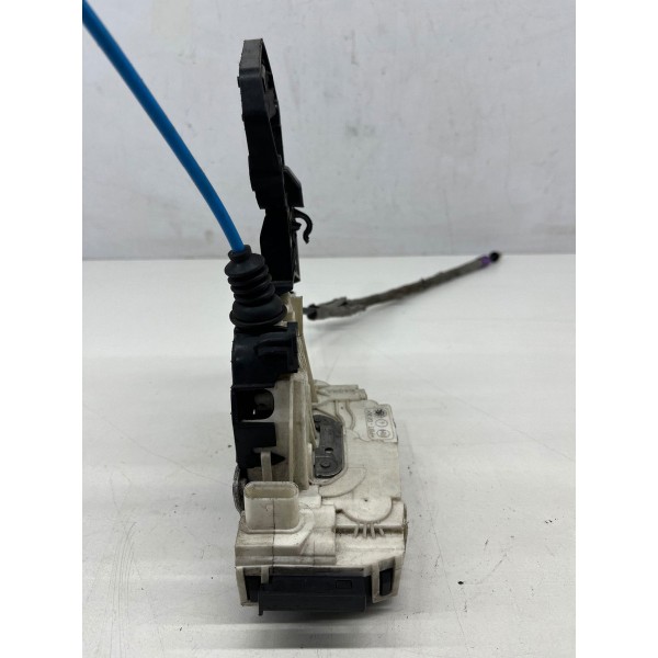 Fechadura Trava Traseira Direita Mercedes Cla 200 2015  2019