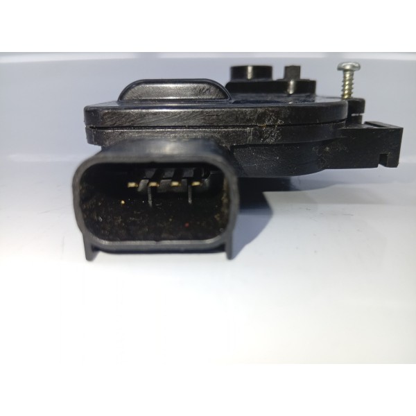 Trava Eletrica Tampa Porta Malas Hb20 2012 2019