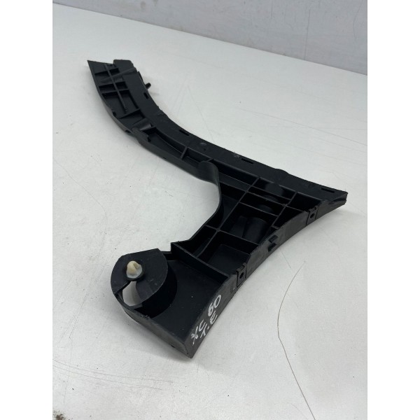 Guia Suporte Parachoque Tras: Esqu: Volvo  Xc60  2009 A 2011