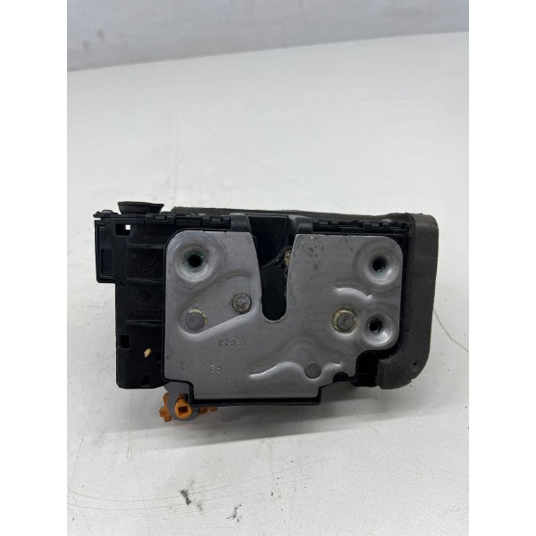 Fechadura Porta Dianteira Dir.  Chevrolet Spin 2013 A 2015