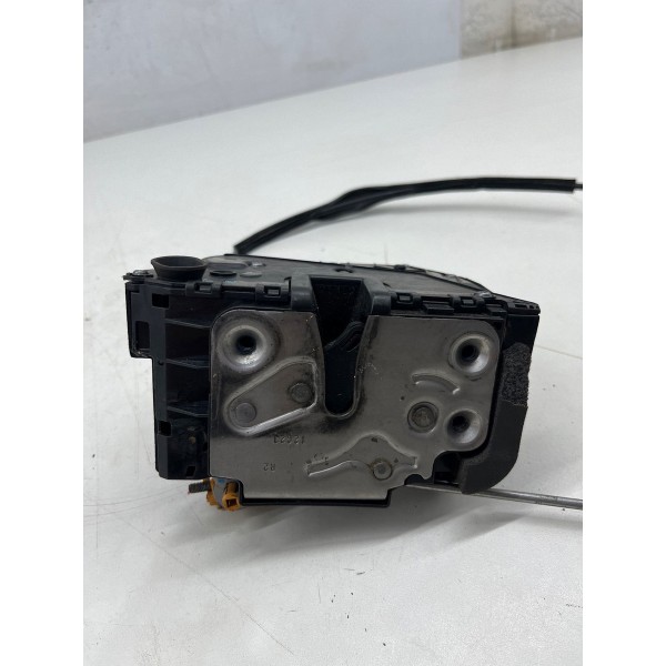 Fechadura Traseira Direita Chevrolet Onix  2012 A 2019