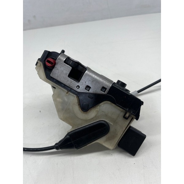 Fechadura Porta Dianteira Direita Peugeot 208 2013 A 2019