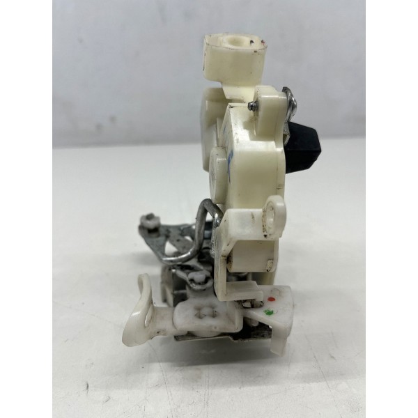 Fechadura Da Porta Dianteira Direita Toyota Etios 2019