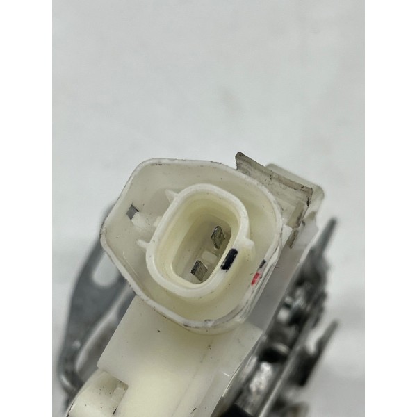 Fechadura Da Porta Dianteira Direita Toyota Etios 2019