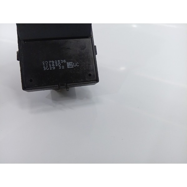 Botão Vidro Elétrico Diant Dir Cruze Tracker Original Gm