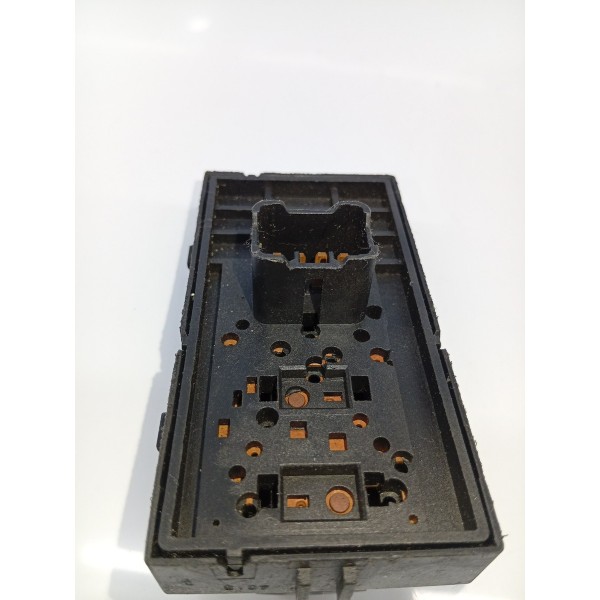 Botão Vidro Eletrico Dian Dir Gm Cobalt 2012 A 2019