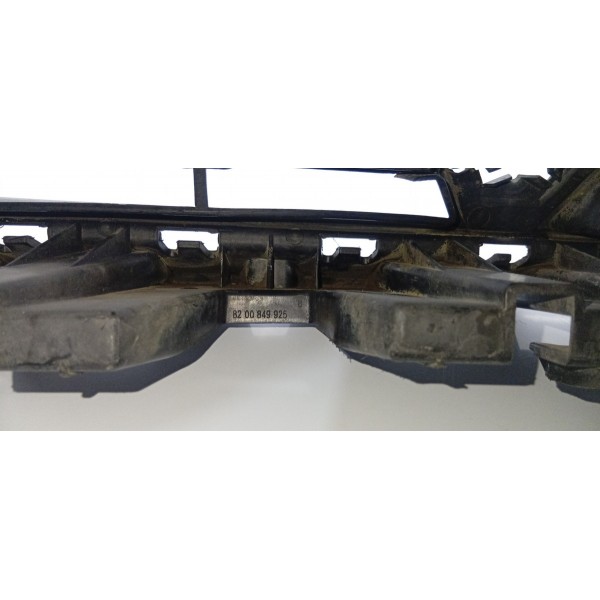 Grade Dianteira Renault Symbol 2009 A 2011 8200849925