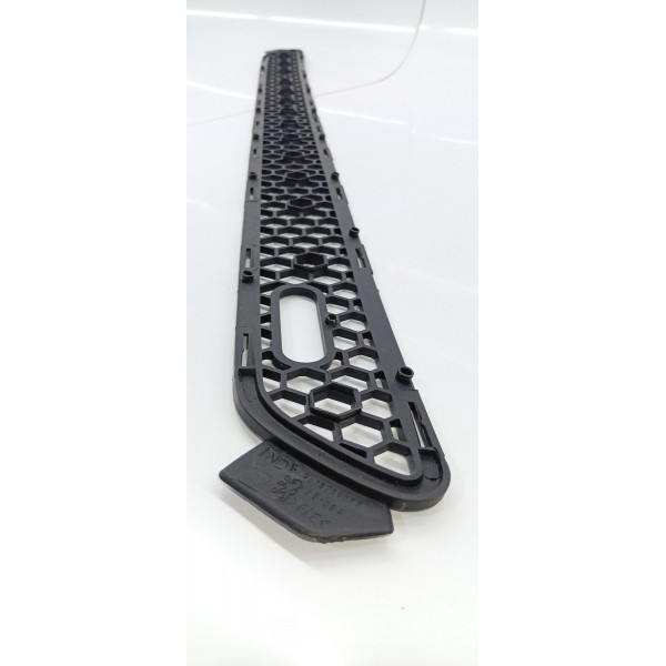 Grade De Proteção Pedra Do Para-choque Traseiro Peugeot 106