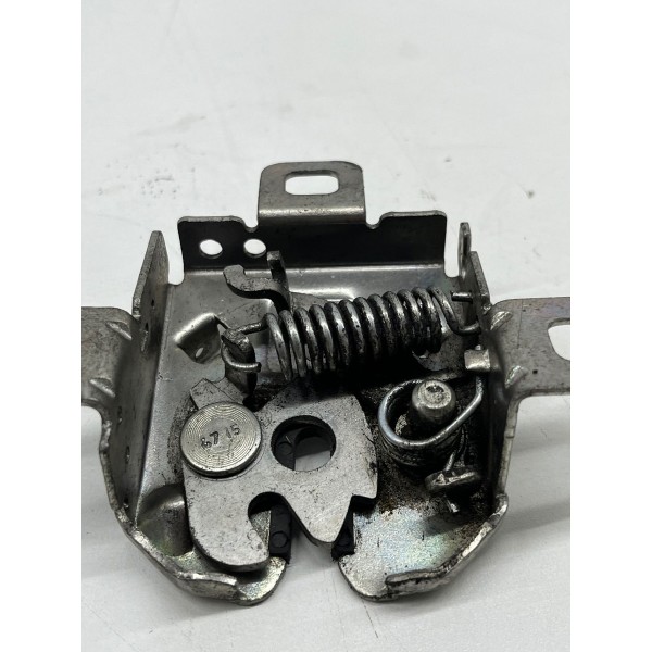 Fechadura Capô Fiat Mobi 2006 A 2015