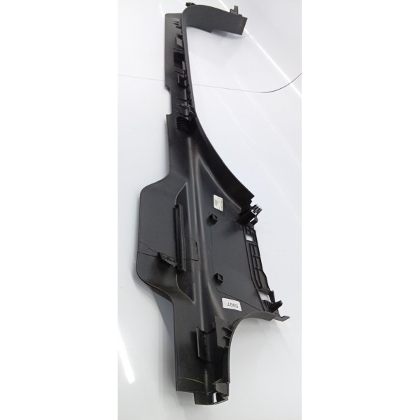 Soleira Interna Porta Dianteira Esquerda Gm Onix 2020 A 2024