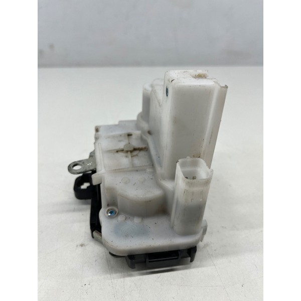 Fechadura Traseira Esquerda Fiat  Palio 2012 A 2018