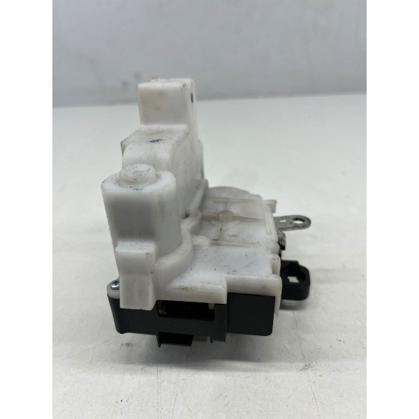 Fechadura Traseira Esquerda Fiat  Palio 2012 A 2018