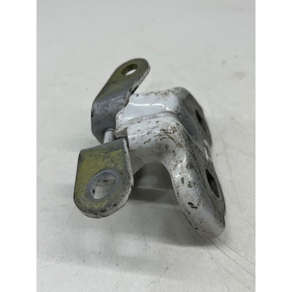 Dobradiça Porta Dianteira Direita Chevrolet Tracker 2021