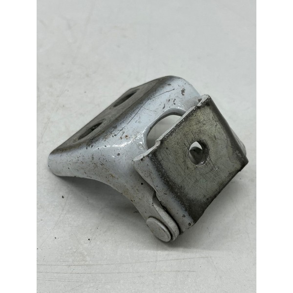 Dobradiça Porta Dianteira Direita Renault Kwid 2020