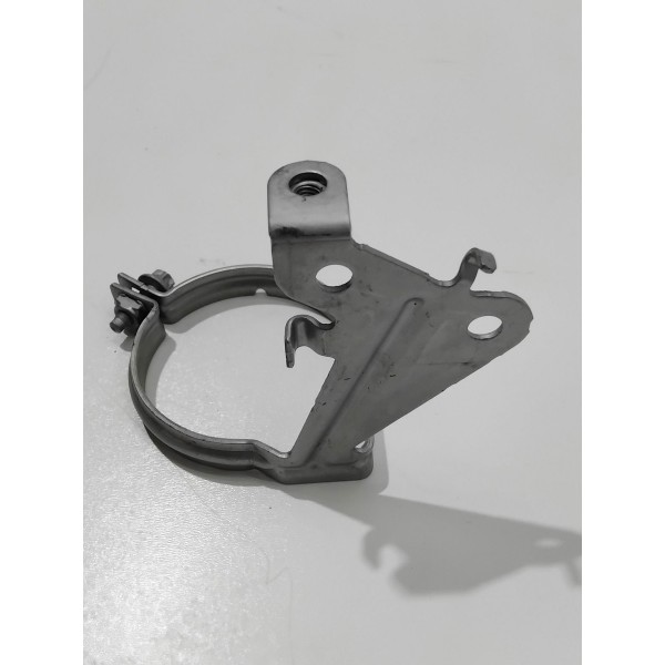 Suporte Bomba De Água Mercedes-bens C180 2015 A 2018