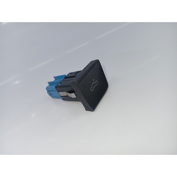 Botão Luz Da Caçamba Volkswagen Saveiro  2015 A 2017