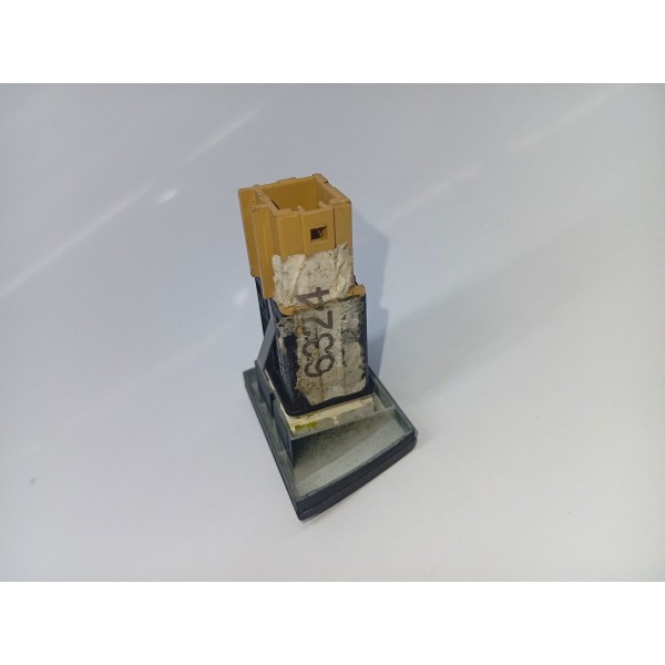 Botão Sensor Estacionamento Volkswagen Amarok 2014 A 2016