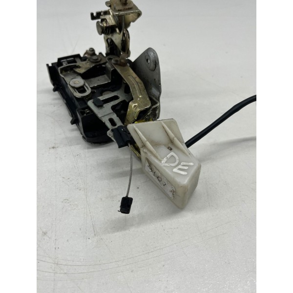 Fechadura Porta Dianteira Esquerda Vw Spacefox 2004 A 2010