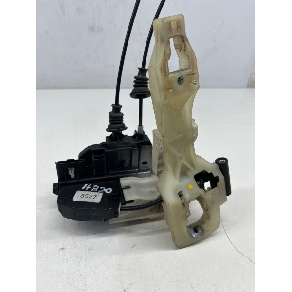 Fechadura Porta Dianteira Esquerda Hyundai I30 2008 A 2012