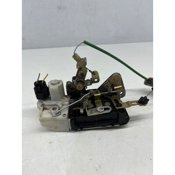 Fechadura Porta Traseira Esquerda Volkswagen Fox 2003 A 2009