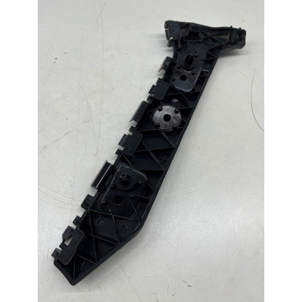 Guia Parachoque Traseiro Esquerdo Ford Ka 2019 A 2021