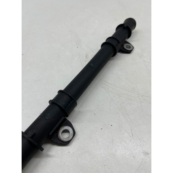 Tubo Cano Agua Coletor Chevrolet Onix   2013 À 2017