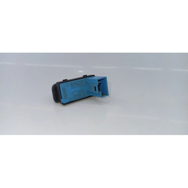 Interruptor Trava Destrava Porta Volkswagen Up 2014 A 2017