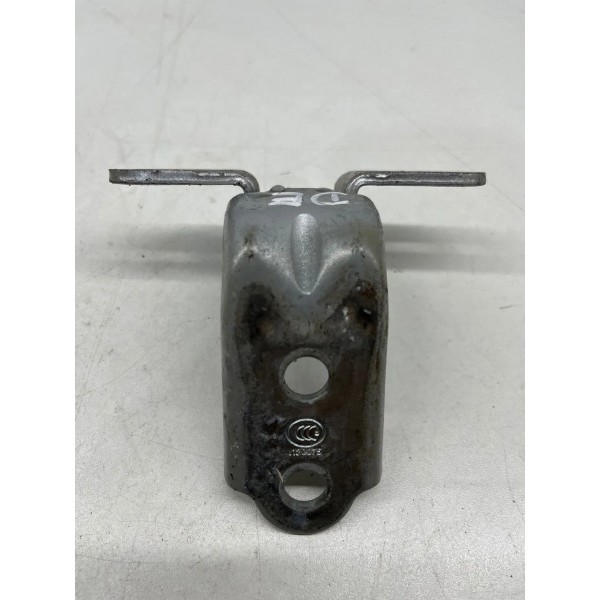 Dobradiças Inferior Porta Chevrolet Onix  2013 A 2019