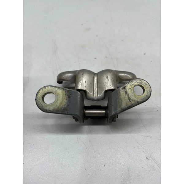 Dobradiça P. Dianteira Esquerda Chevrolet Prisma 2015 A 2018