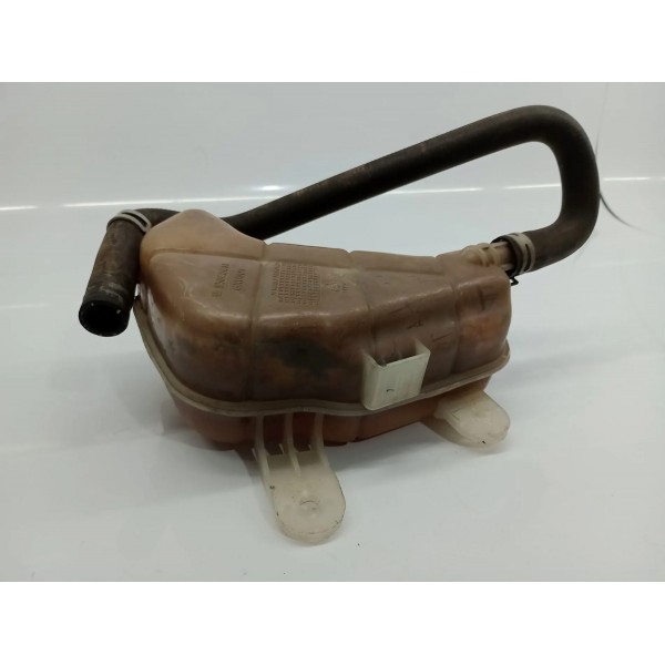 Reservatório De Água Chevrolet Onix 1.4 2014 A 2018 95048411