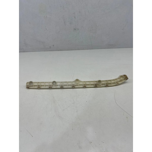 Suporte Do Para-choque Traseiro Esquerdo Pajeiro 2010 A 2015