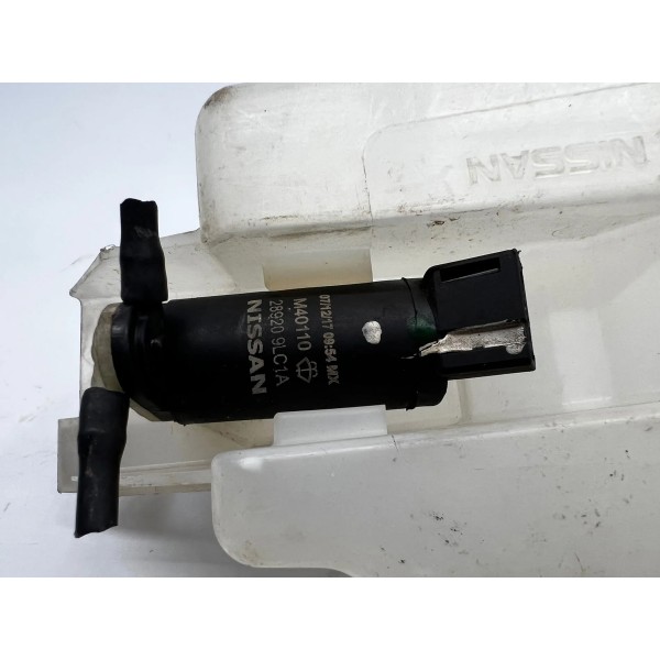 Reservatório Tampa Água Limpador P. Brisa Nissan March Versa