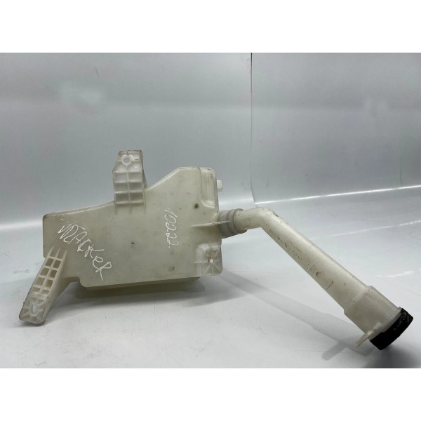 Reservatório Água Limpador Parabrisa Chevrolet Tracker 2015