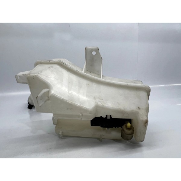 Reservatório Água Limpador Parabrisa Chevrolet Tracker 2015