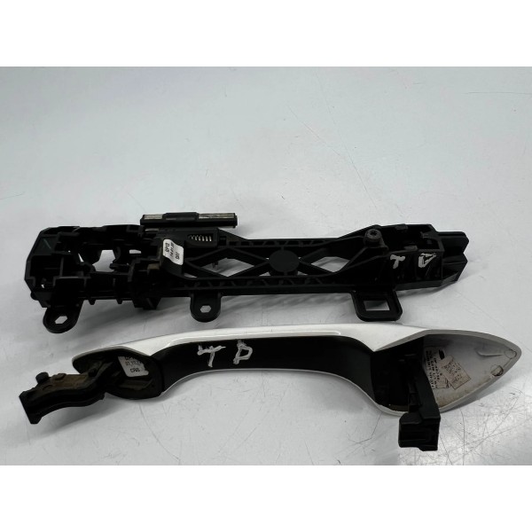 Maçaneta Traseira Direita Chevrolet Tracker 2020 A 2023