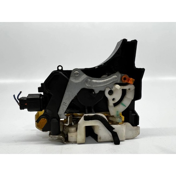 Fechadura Porta Tras. Direito Mitsubishi Triton 2008 A 2016