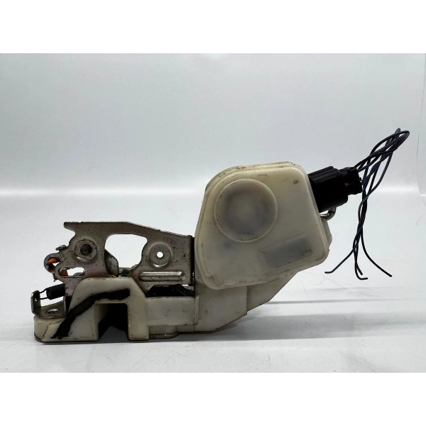 Fechadura Dianteira Esquerda Mitsubishi Pajero 2005 A 2011