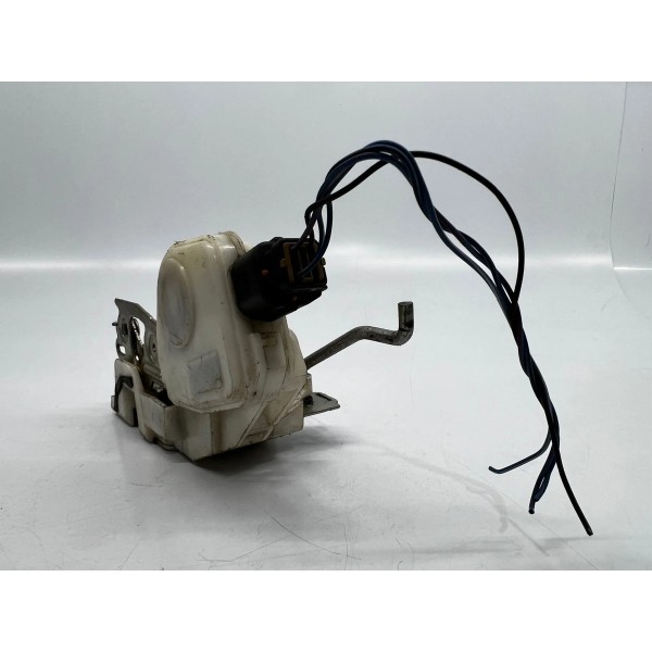 Fechadura Dianteira Esquerda Mitsubishi Pajero 2005 A 2011