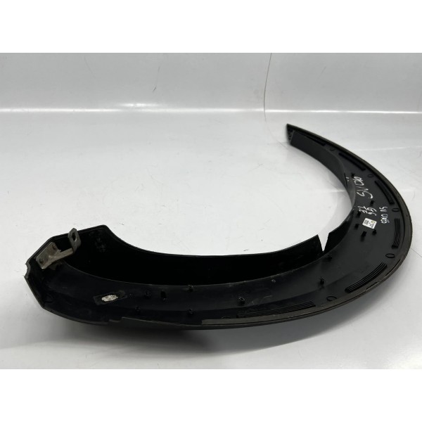 Moldura Paralama Traseiro L.e Volkswagen Saveiro 2014 A 2016