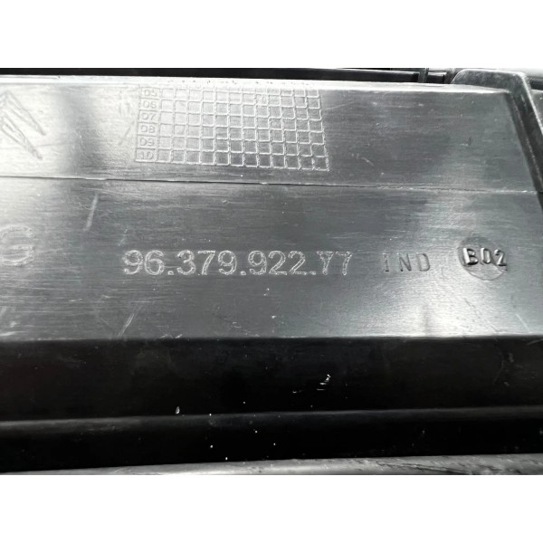 Grade Churrasqueira Lado Direito Citroën C3 2010