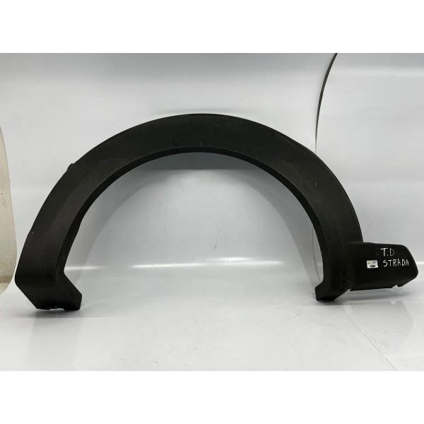 Moldura Paralama Traseiro Direito Fiat Strada 2016