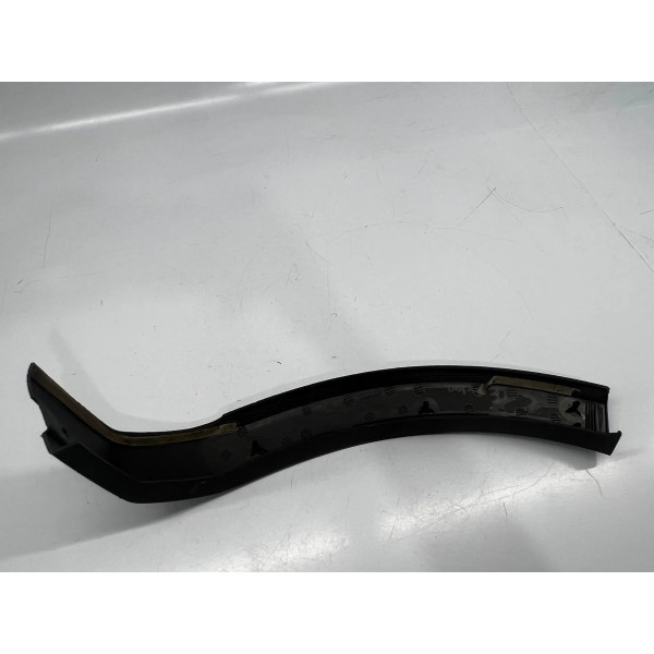 Alargador Moldura Paracho. Diant. Wv Cross Fox 2010 A 2014