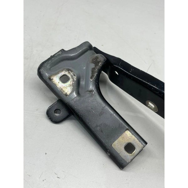 Dobradiça Tampa Tras Esquerdo Fiat Strada 2020 A 2023