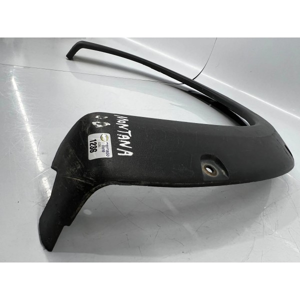 Moldura Paralama Traseiro  L.d Chevrolet Montana 2009 A 2010