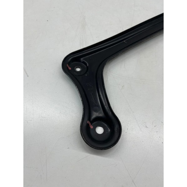 Suporte Eixo Traseiro Lado Direito Toyota Etios 2013