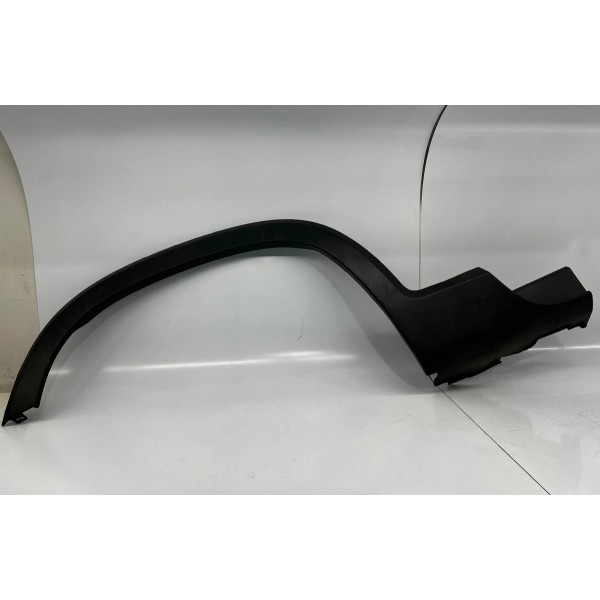 Moldura Paralama Traseiro Esquerdo Fiat Toro 2016 A 2020