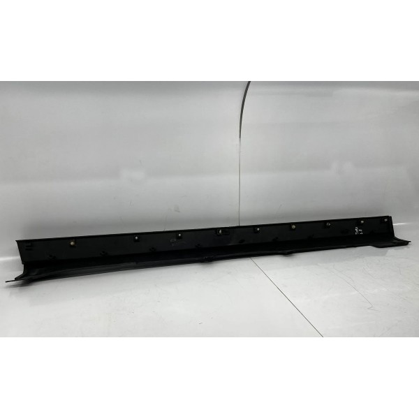 Moldura Da Soleira Direita Fiat Toro 2016 A 2021