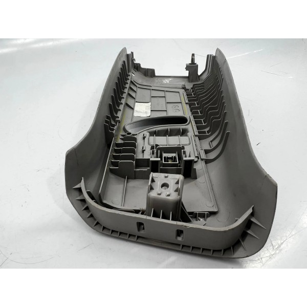 Acabamento Direito Chevrolet Tracker 2017 A 2019