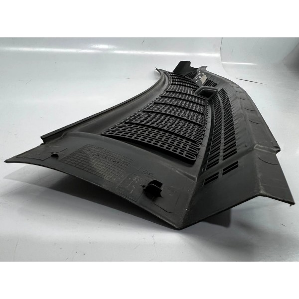 Grade Churrasqueira Direita Volkswagen Saveiro 2009 A 2022