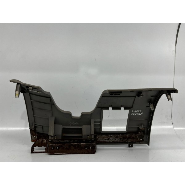 Acabamento Painel Inferior  Mitsubishi Triton 2008 A 2016